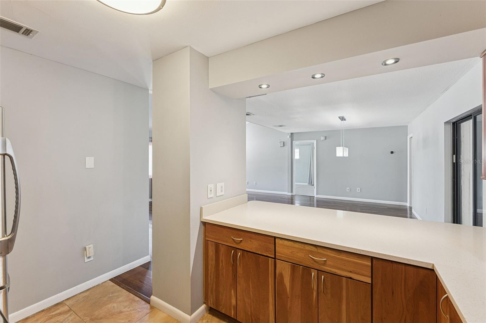 Image 12 of 27 For 8200 Fraim Court