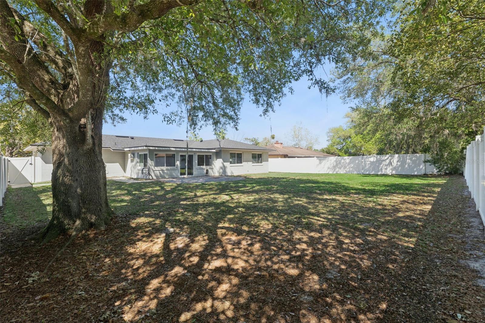 Image 22 of 27 For 8200 Fraim Court