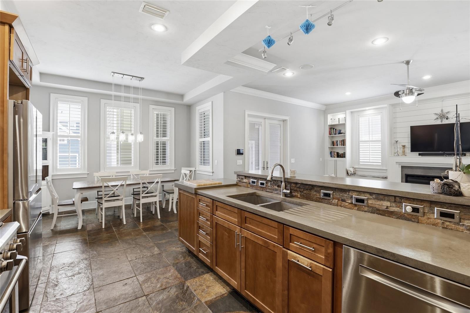 Image 14 of 77 For 7443 65th Place