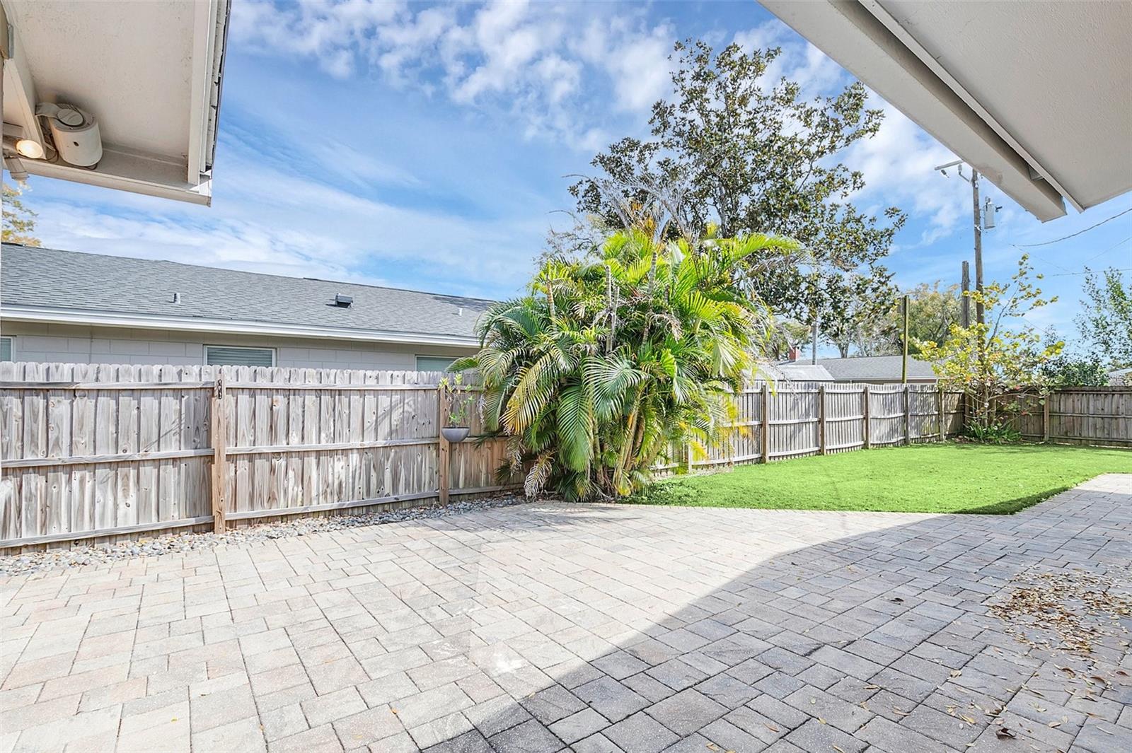 Image 26 of 30 For 2120 Deloraine Trail