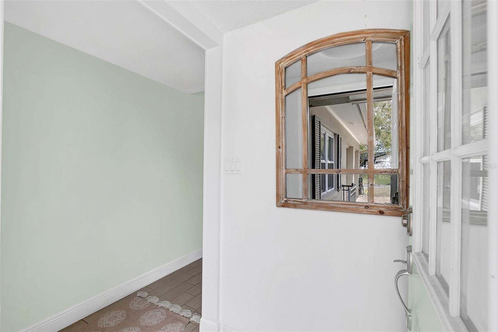 Image 6 of 30 For 2120 Deloraine Trail