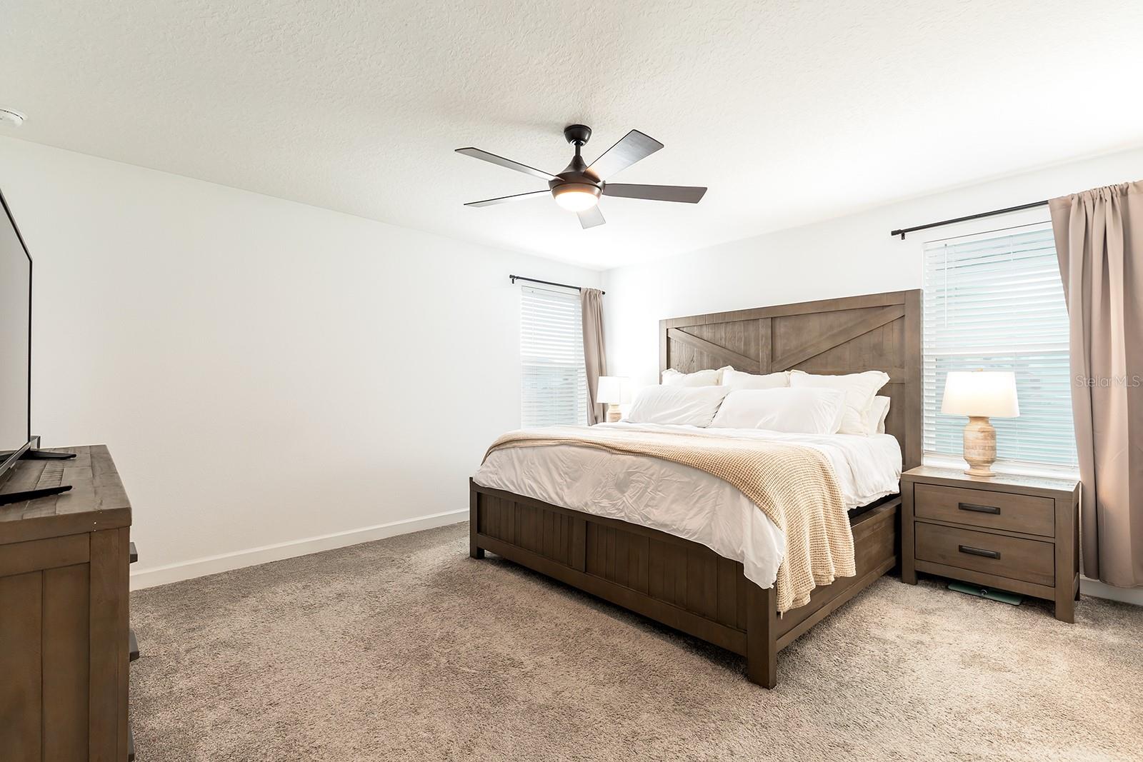 Image 15 of 30 For 9935 Introduction Way