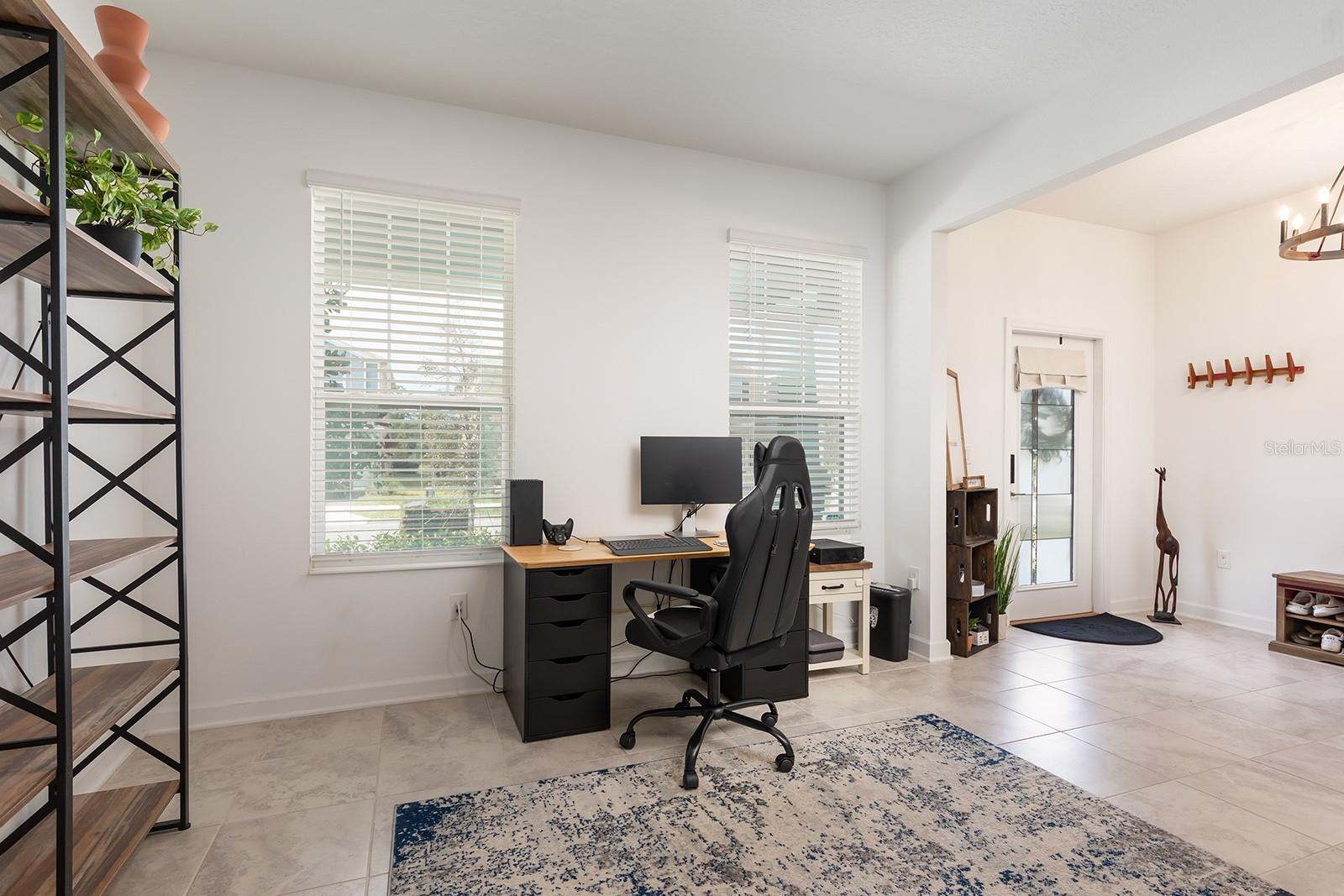 Image 4 of 30 For 9935 Introduction Way