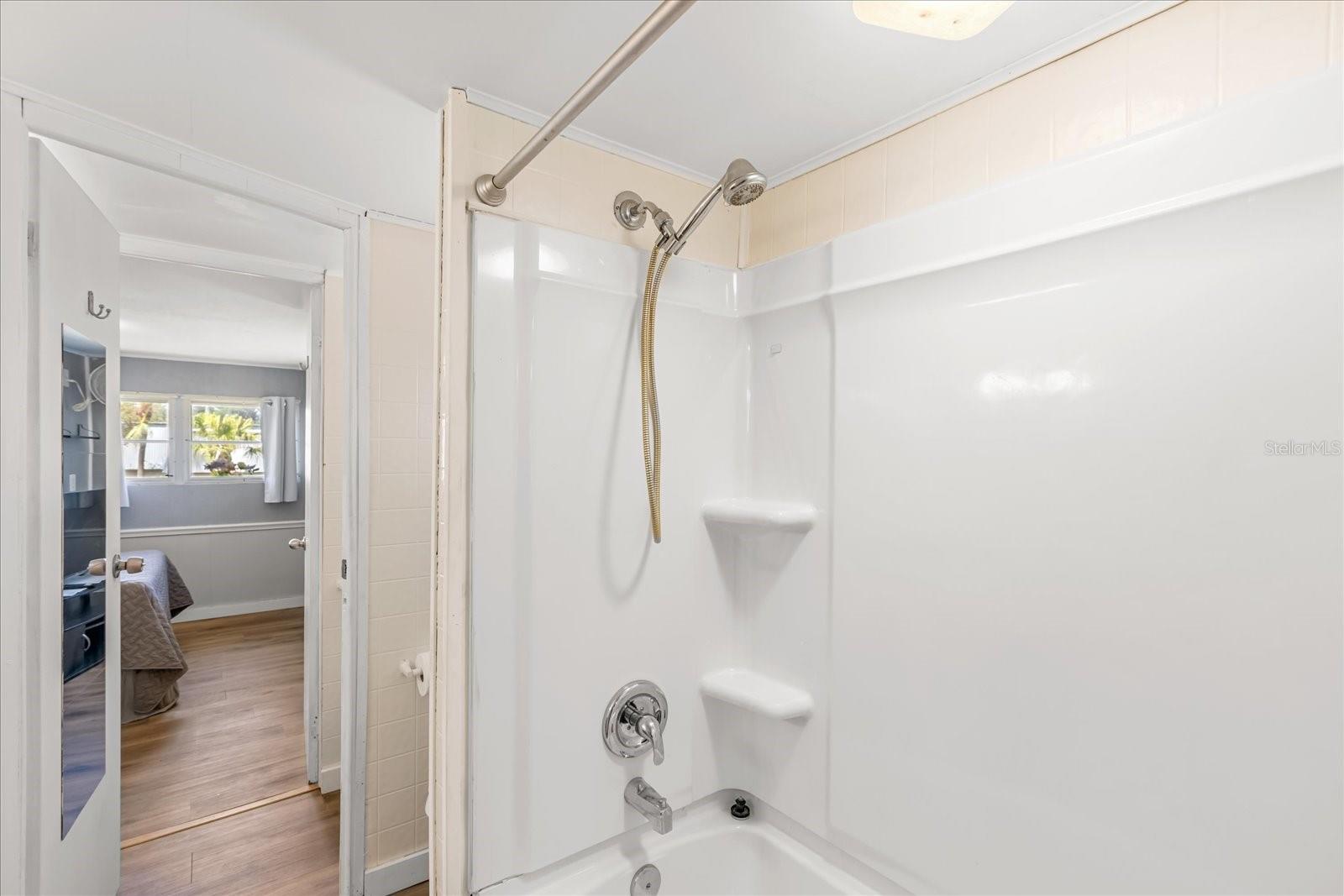 Image 13 of 26 For 11504 Hickory Lane