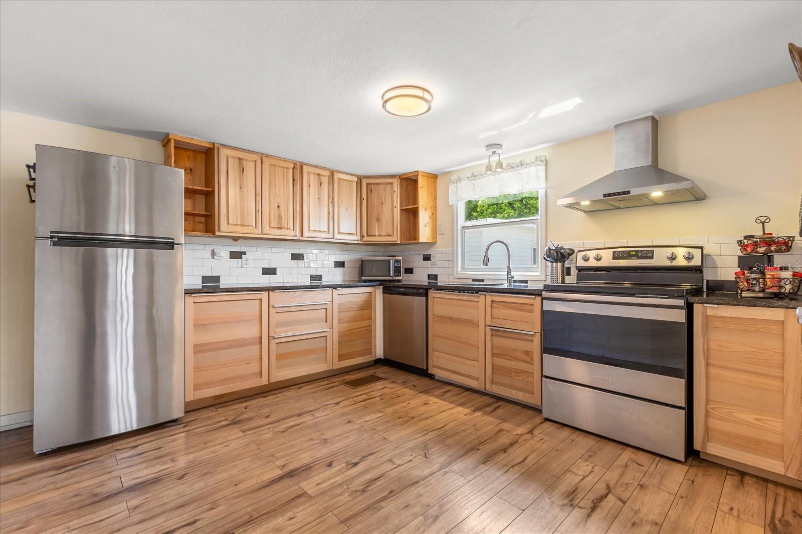 Image 2 of 26 For 11504 Hickory Lane