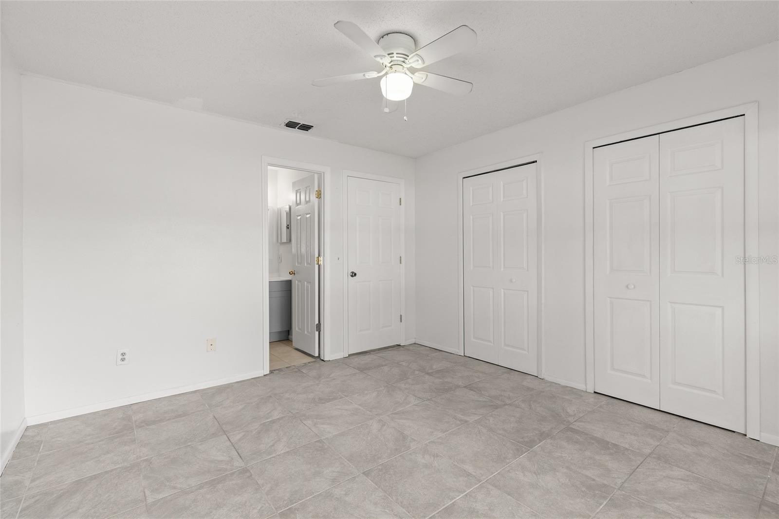 Image 14 of 19 For 11604 Shilpa Court