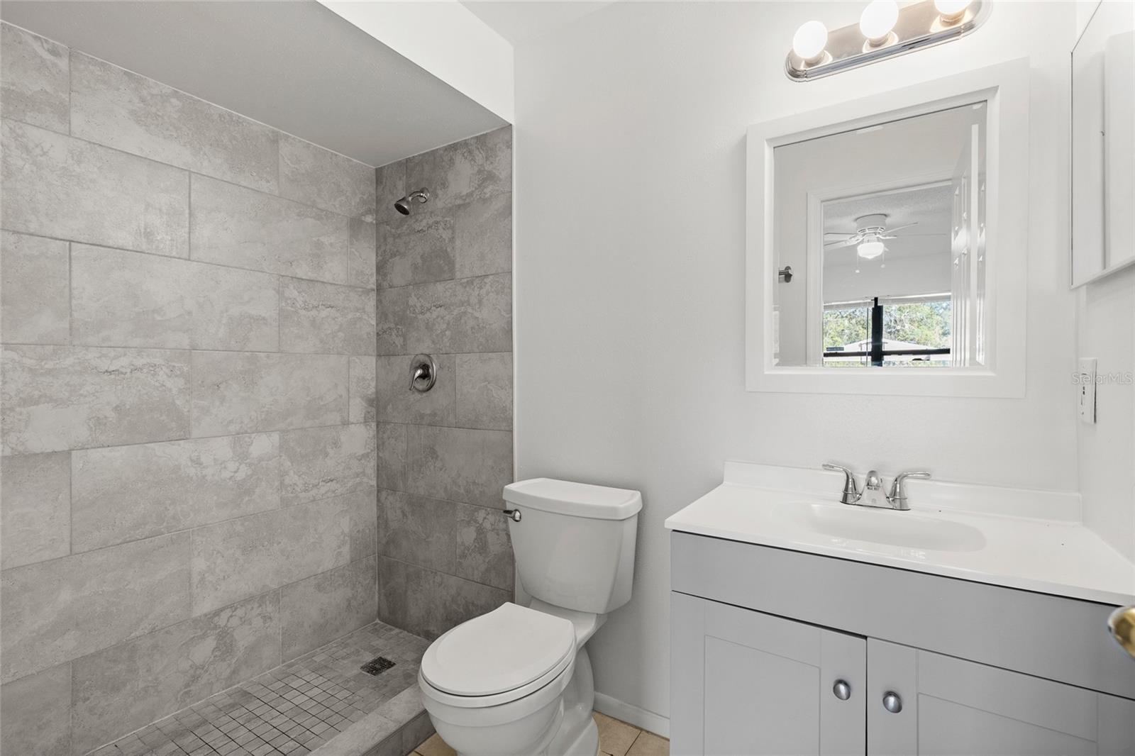 Image 15 of 19 For 11604 Shilpa Court