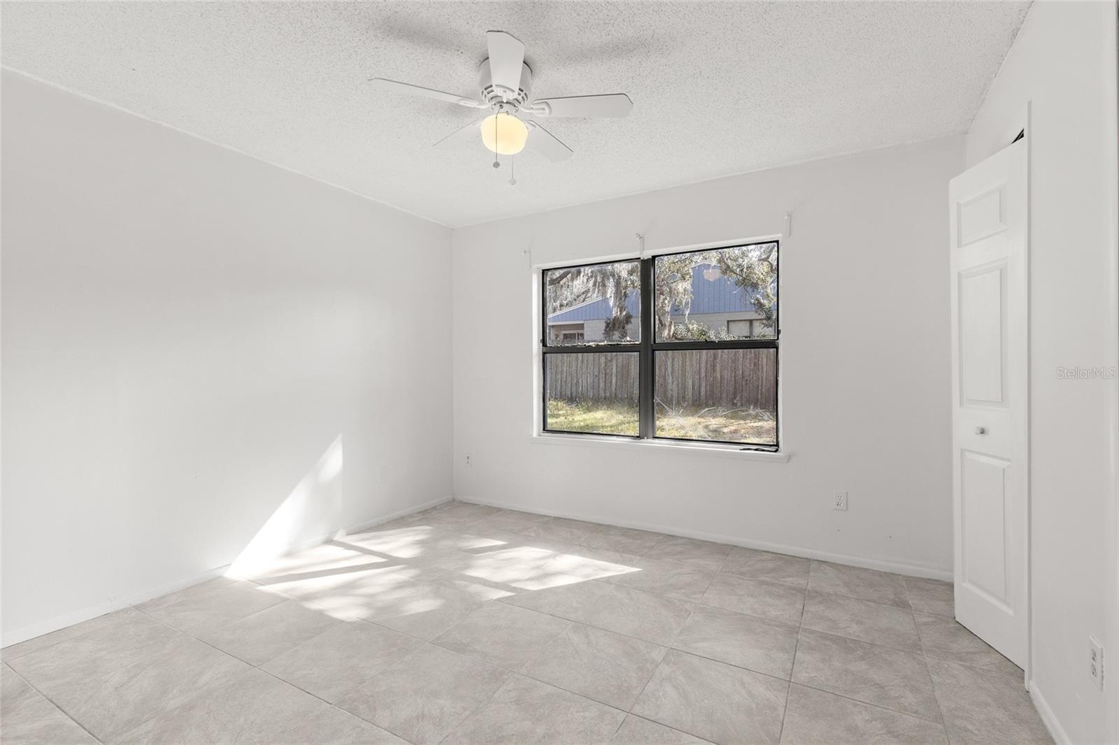 Image 16 of 19 For 11604 Shilpa Court