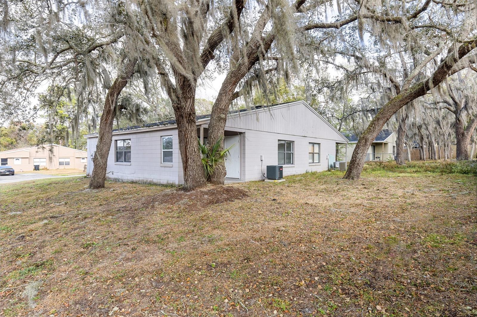 Image 17 of 19 For 11604 Shilpa Court