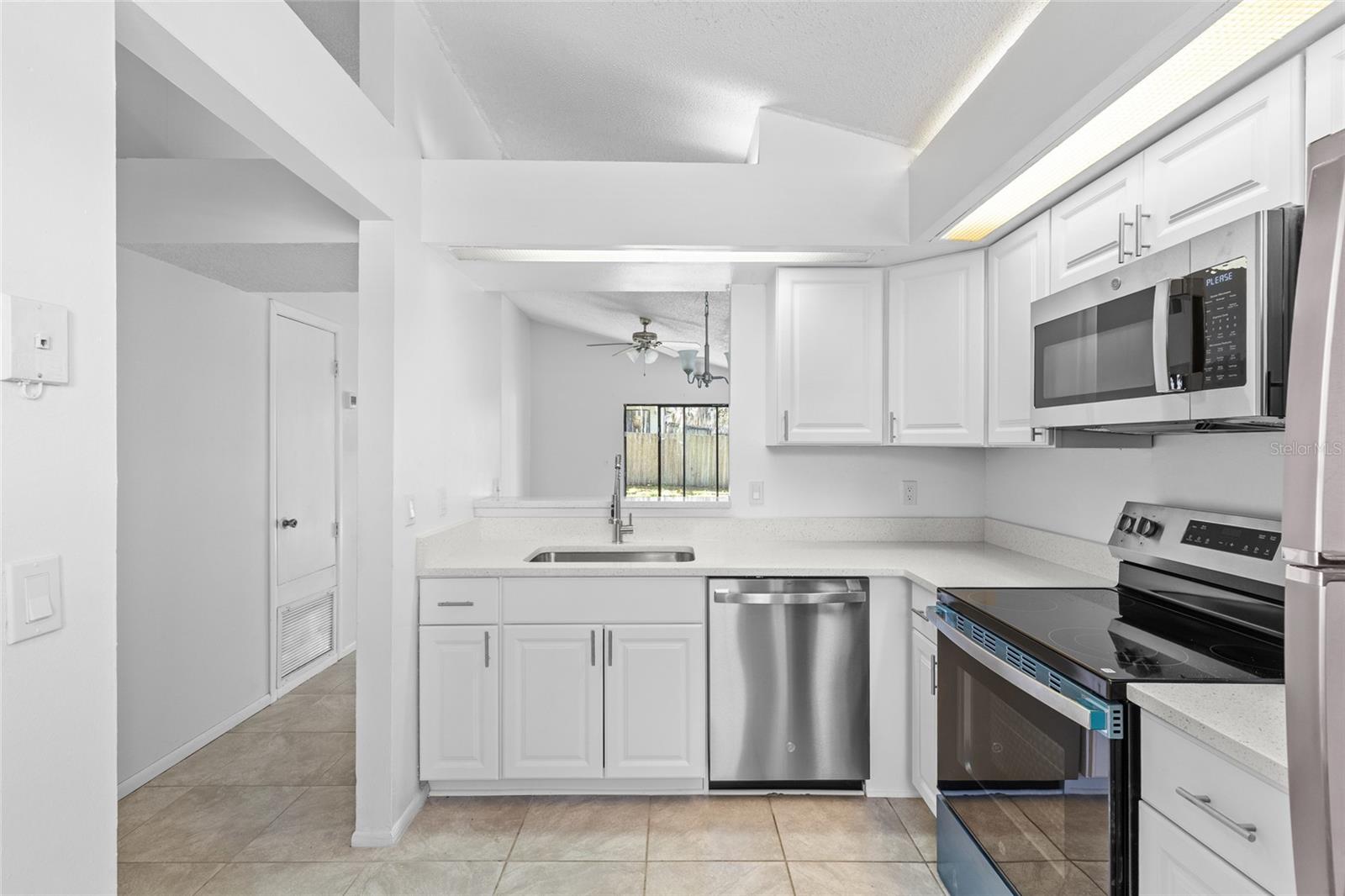 Image 4 of 19 For 11604 Shilpa Court