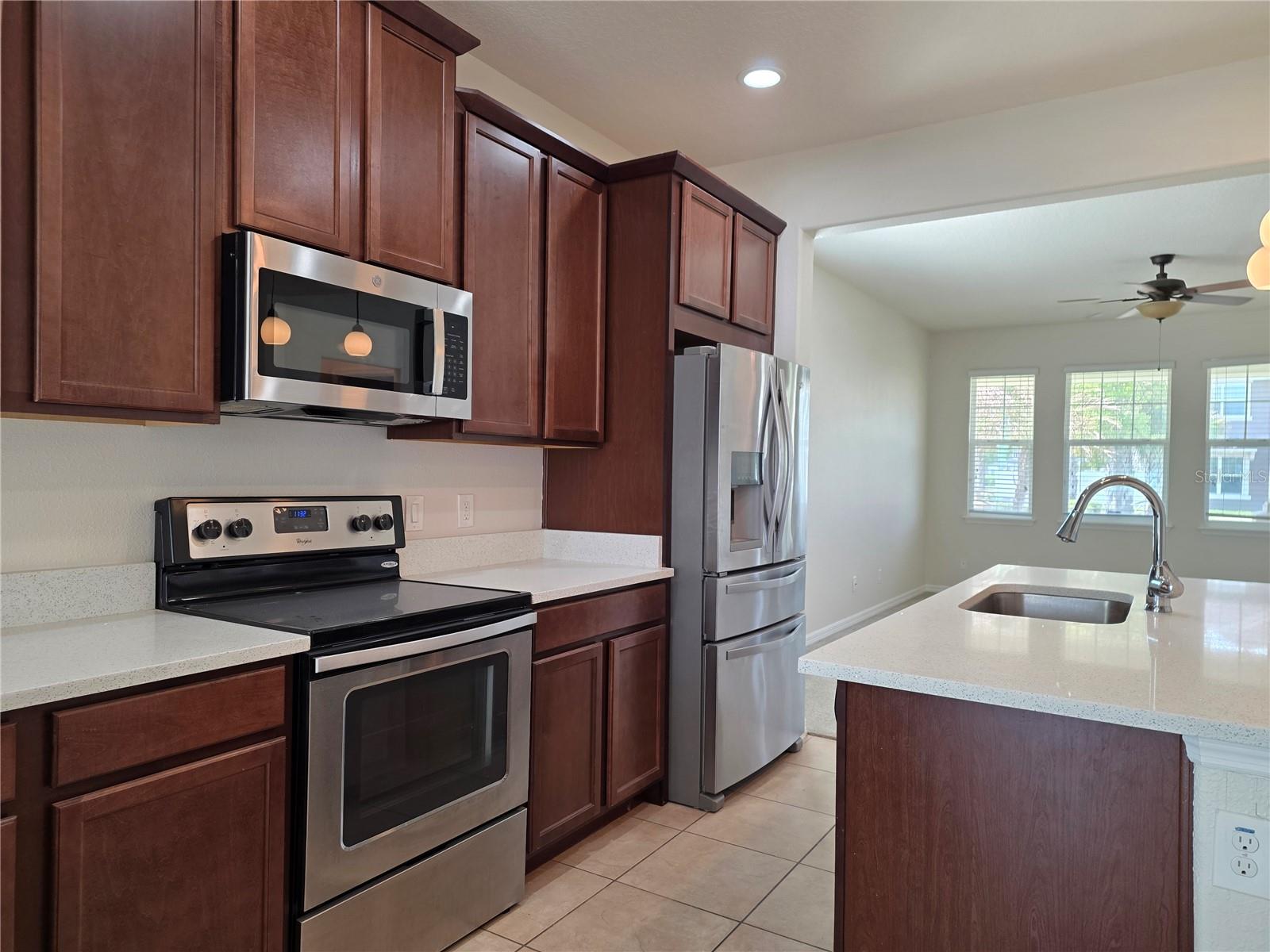 Image 10 of 36 For 4772 Silver Birch Way