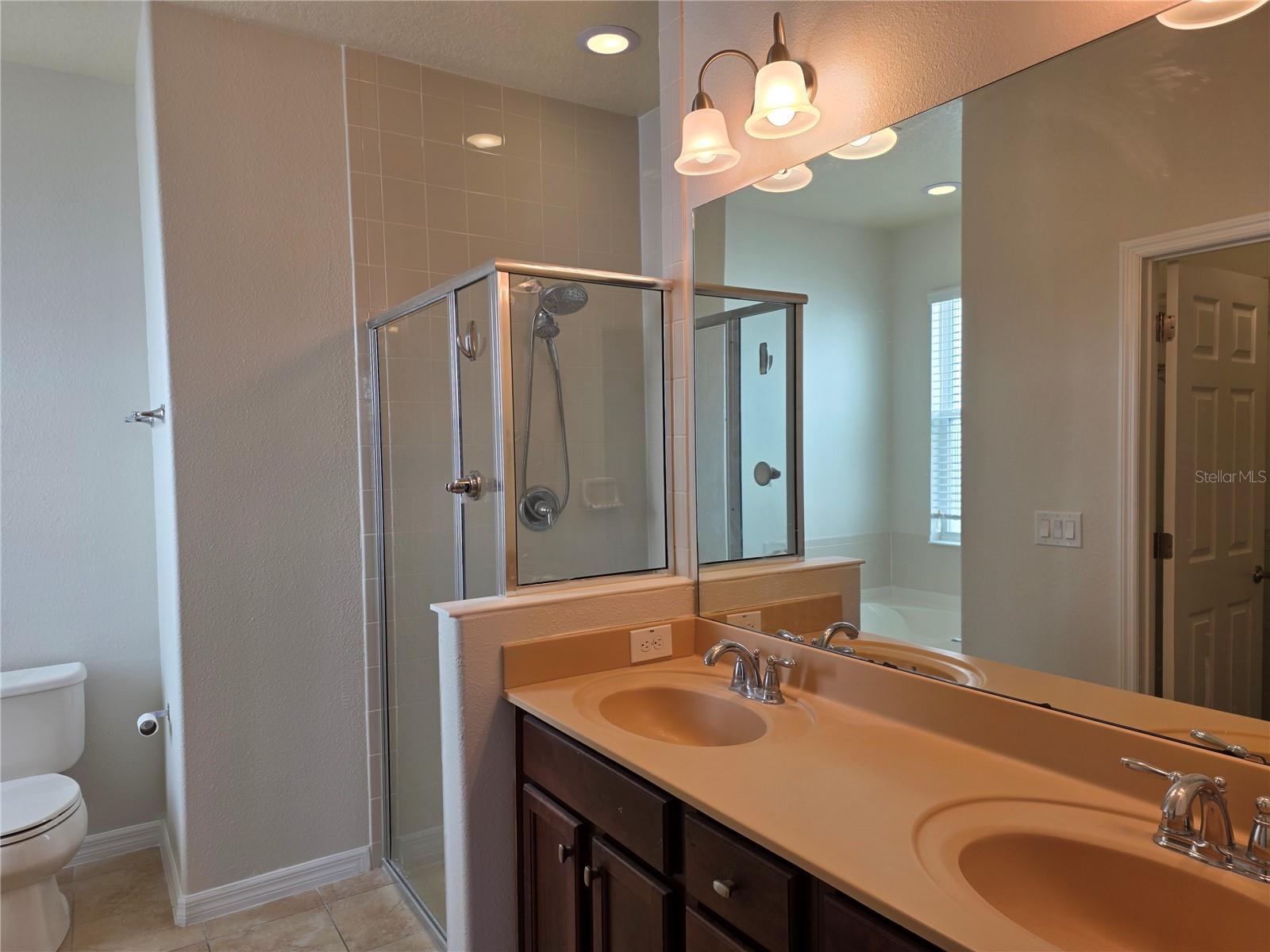 Image 18 of 36 For 4772 Silver Birch Way