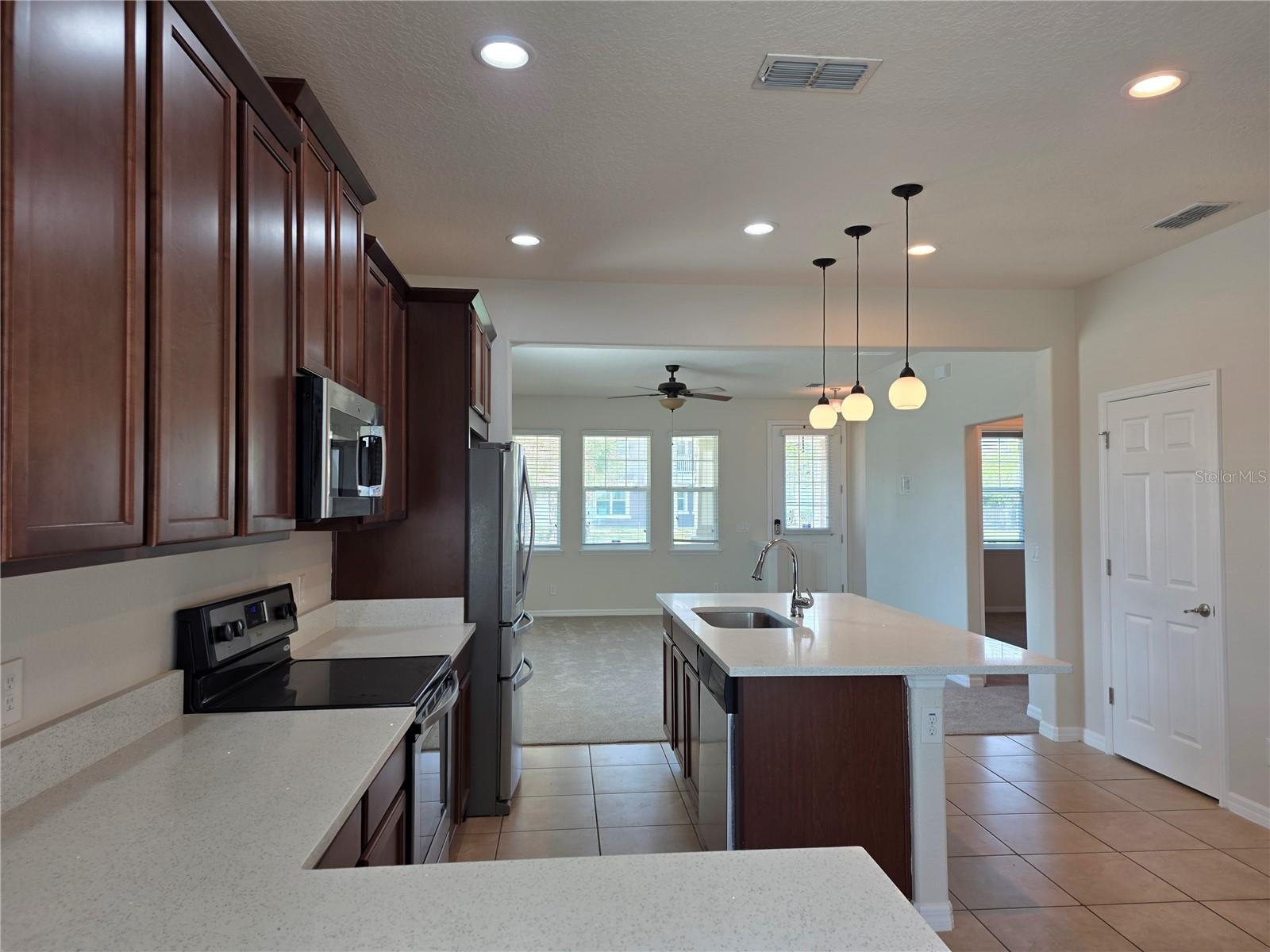 Image 9 of 36 For 4772 Silver Birch Way