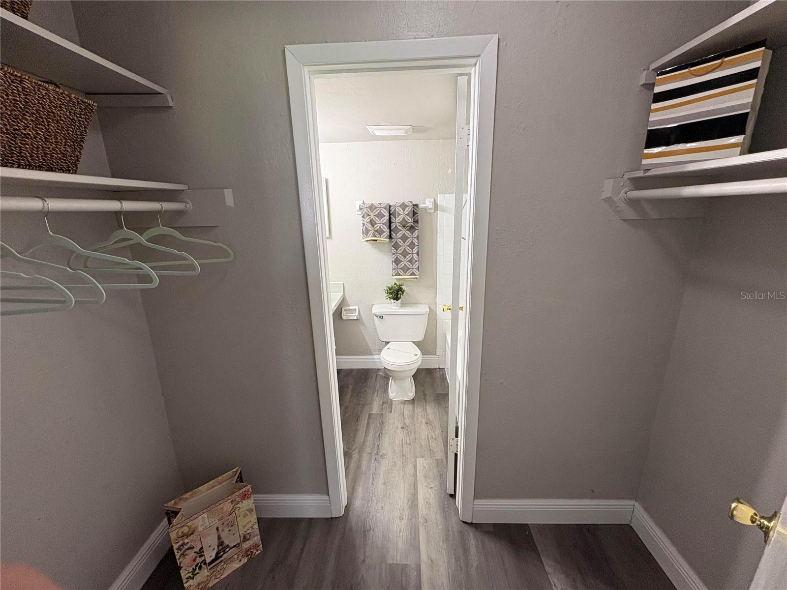 Image 10 of 18 For 4265 Semoran Boulevard 5