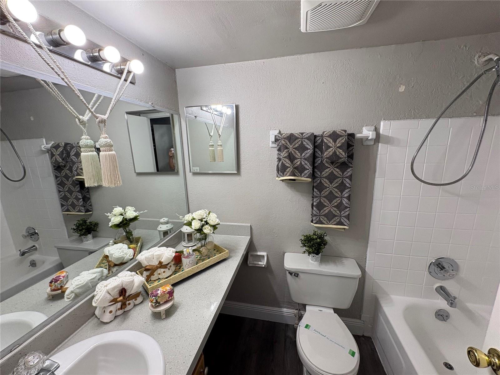 Image 11 of 18 For 4265 Semoran Boulevard 5