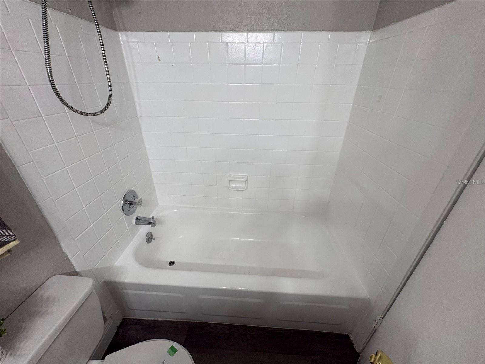 Image 12 of 18 For 4265 Semoran Boulevard 5