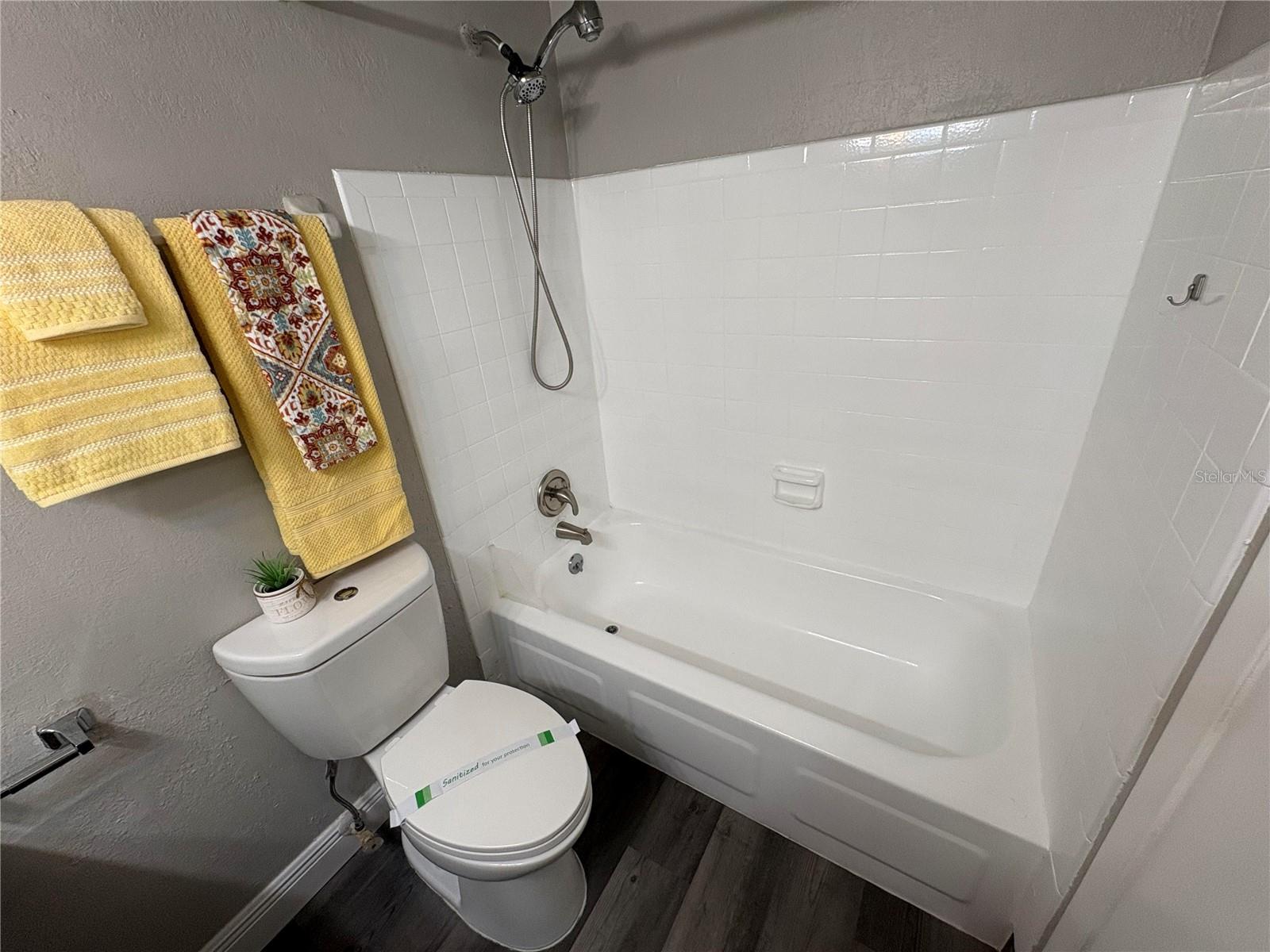 Image 16 of 18 For 4265 Semoran Boulevard 5