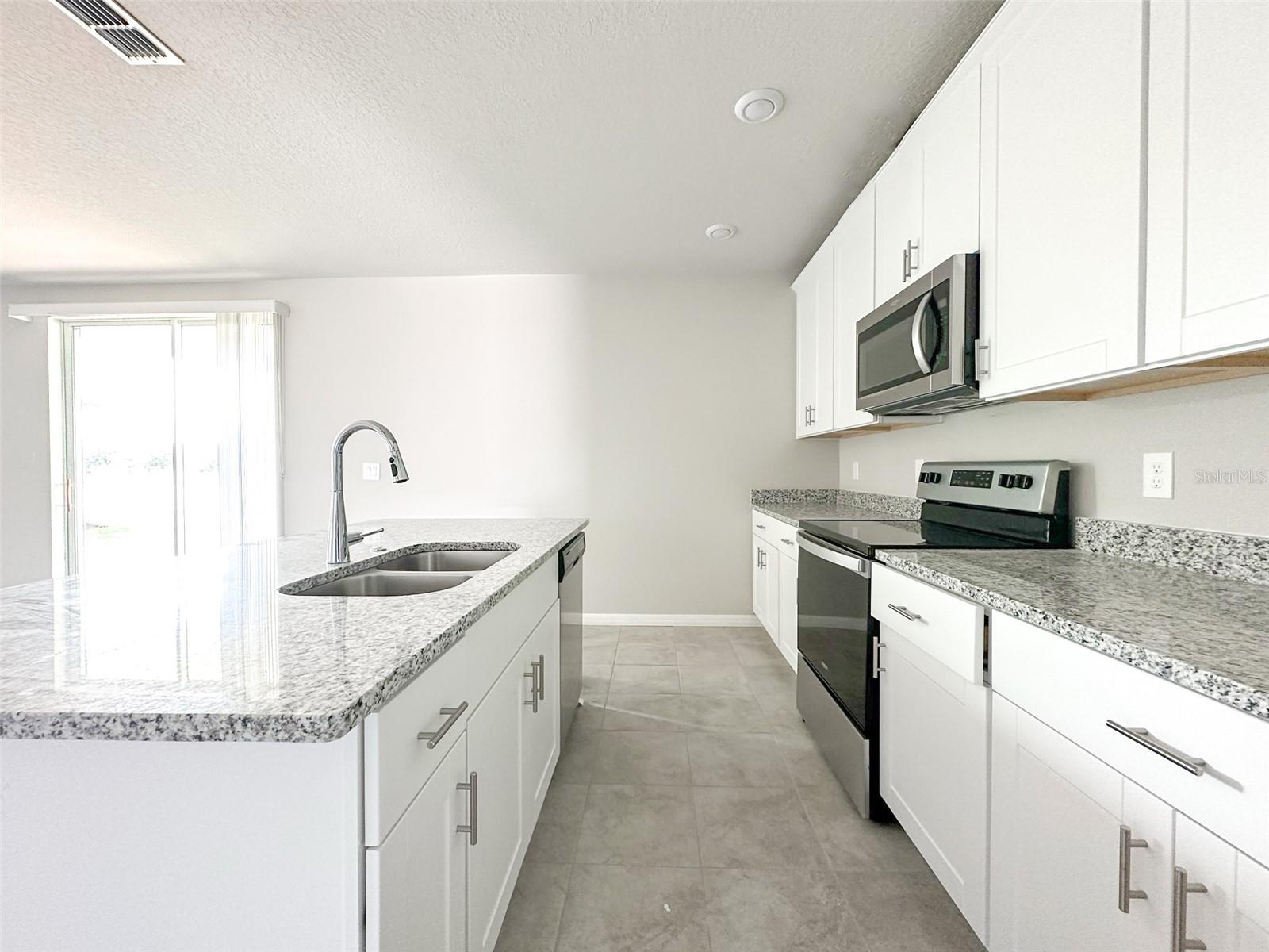 Image 8 of 33 For 484 Sun Warbler Way