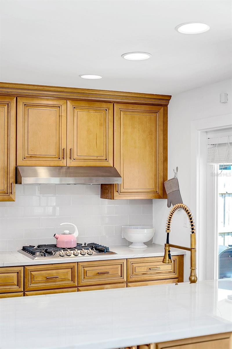 Image 15 of 37 For 1640 Palm Avenue