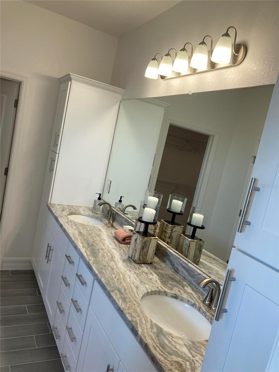 Image 7 of 13 For 25584 Calusa Drive