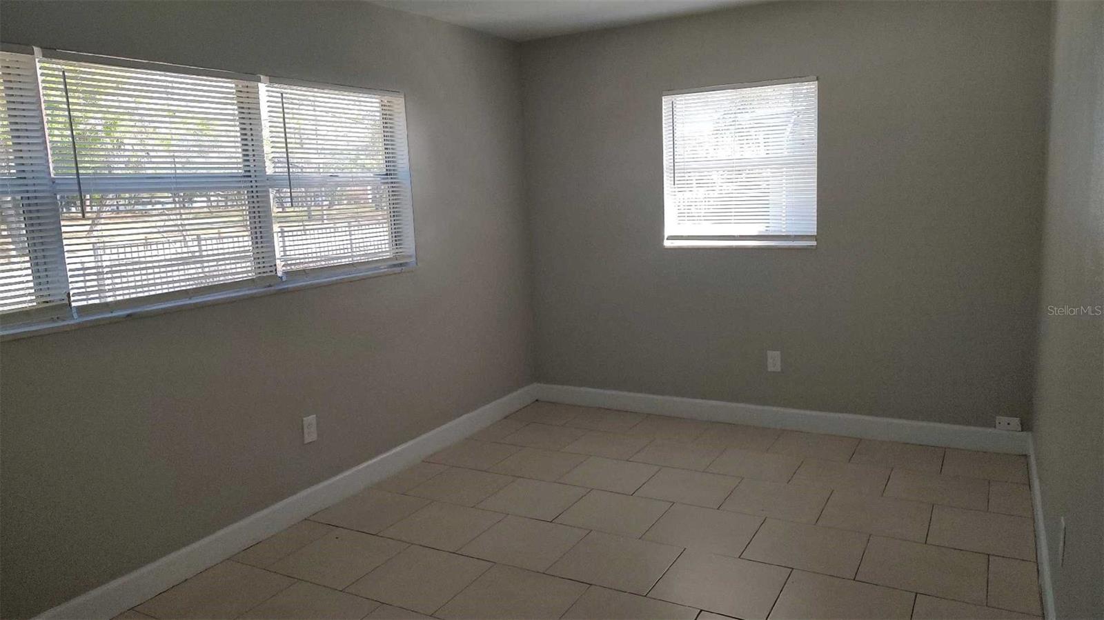 Image 3 of 5 For 10910 15th Street