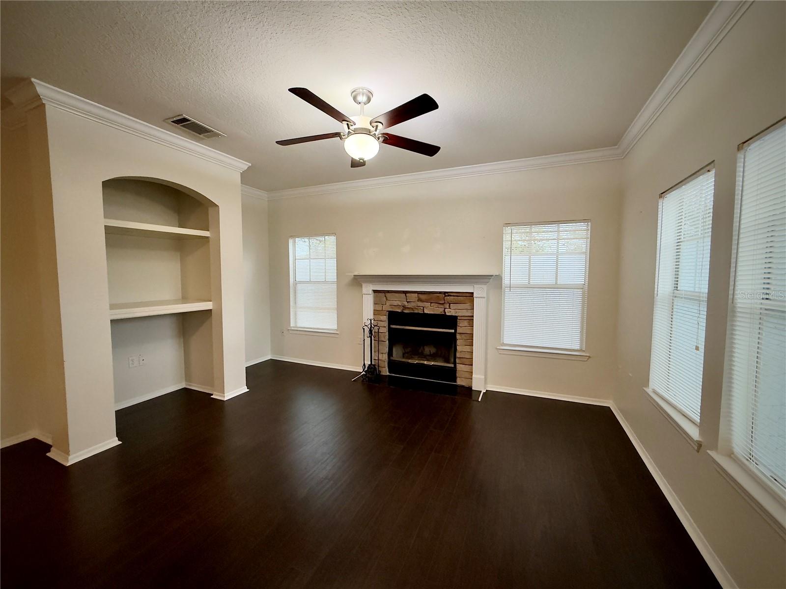 Image 12 of 32 For 240 Villa Di Este Terrace 204