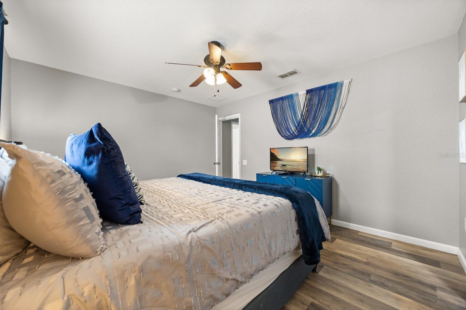 Image 28 of 42 For 7728 Teascone Boulevard