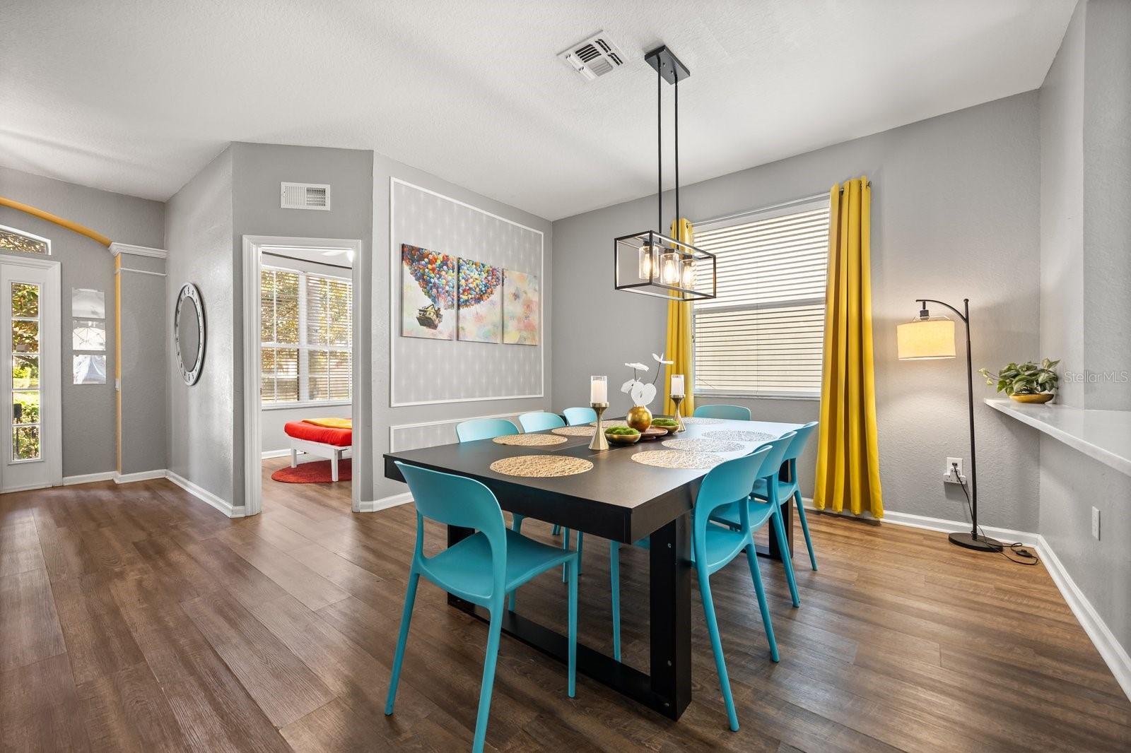 Image 4 of 42 For 7728 Teascone Boulevard