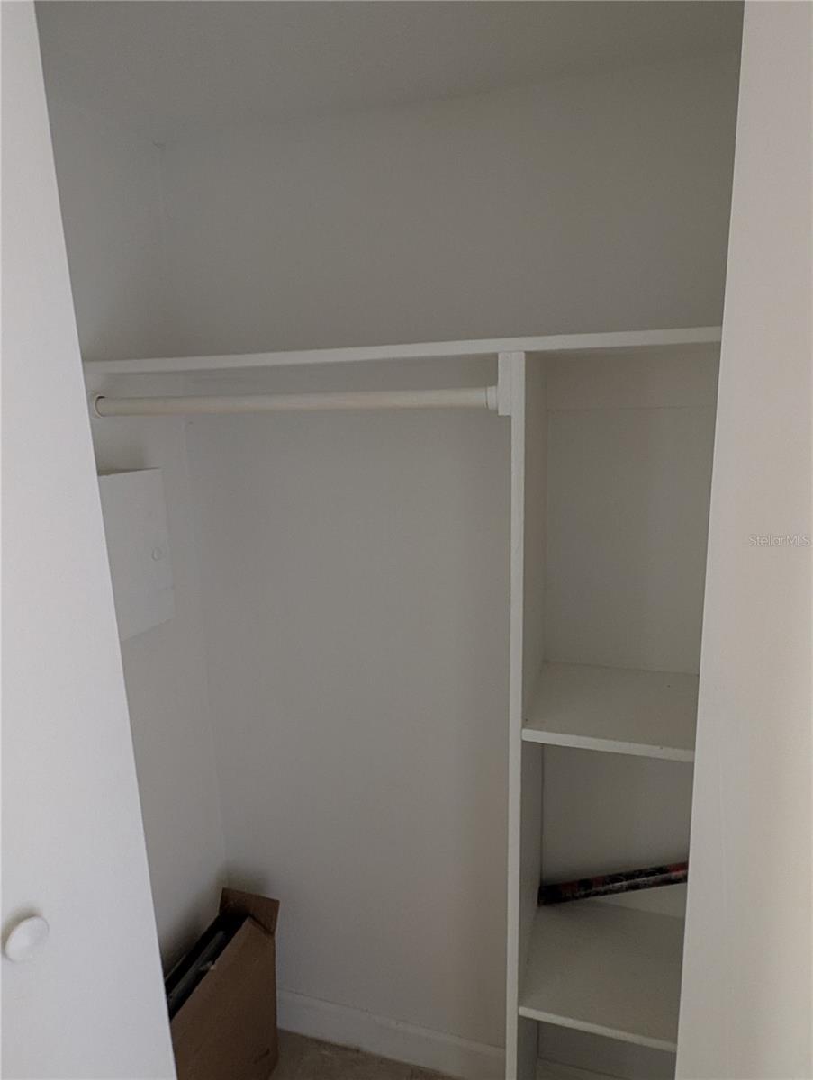 Image 11 of 17 For 4367 Thornbriar Lane P208