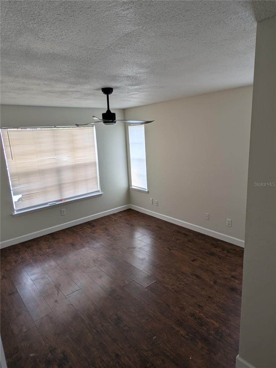 Image 13 of 17 For 4367 Thornbriar Lane P208