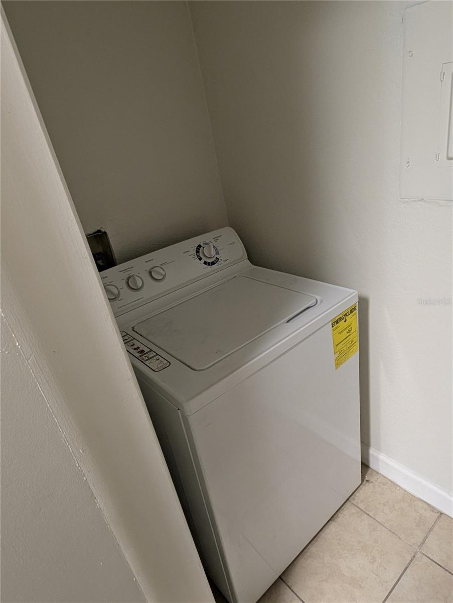 Image 8 of 17 For 4367 Thornbriar Lane P208