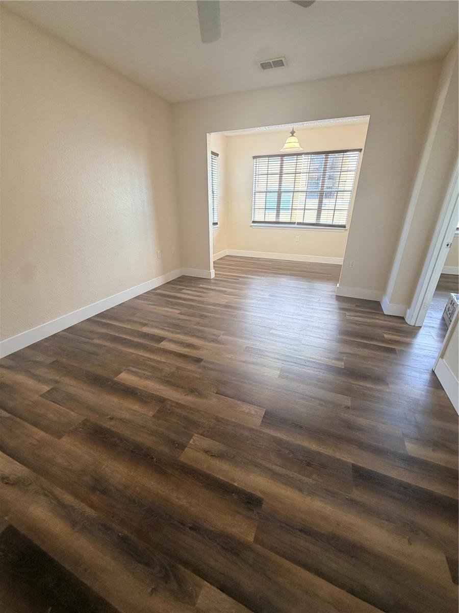 Image 8 of 19 For 8137 Claire Ann Drive 207