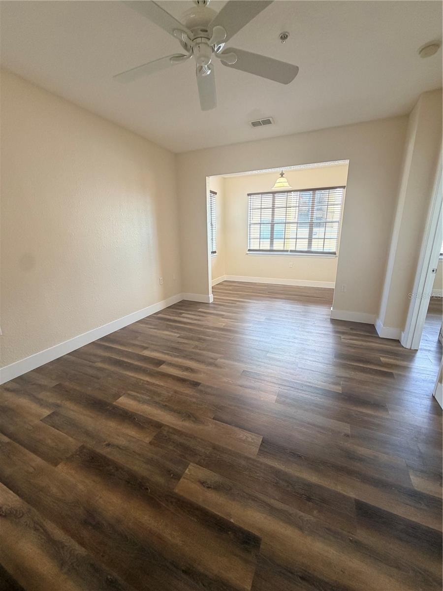 Image 9 of 19 For 8137 Claire Ann Drive 207