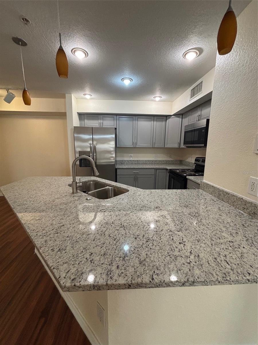 Image 6 of 25 For 831 Camargo Way 205