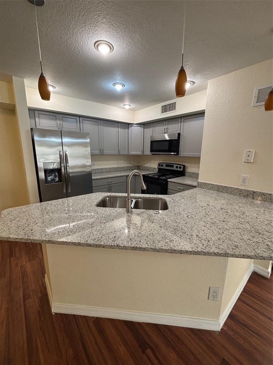 Image 8 of 25 For 831 Camargo Way 205