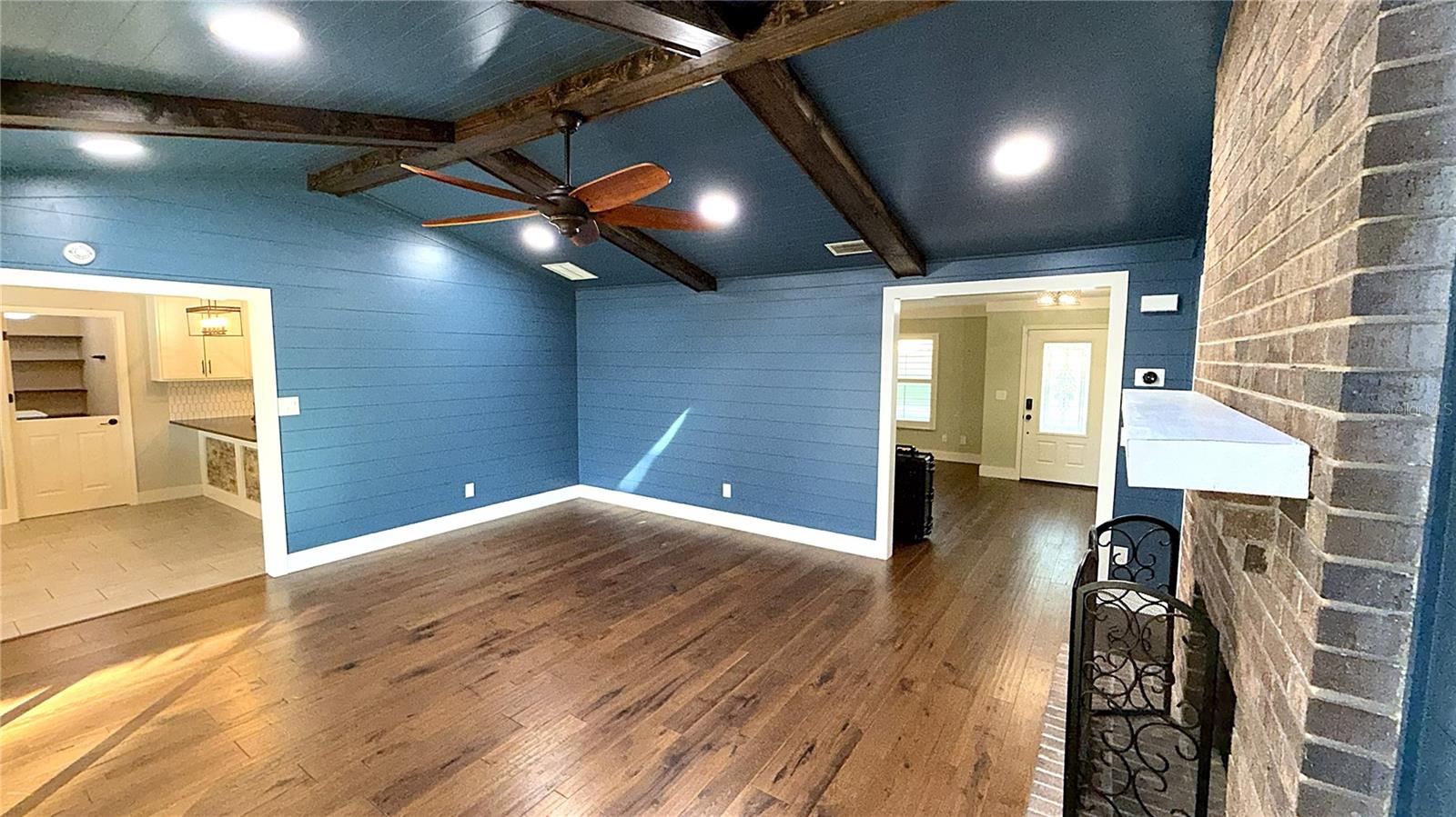 Image 10 of 67 For 432 Wilderness Drive