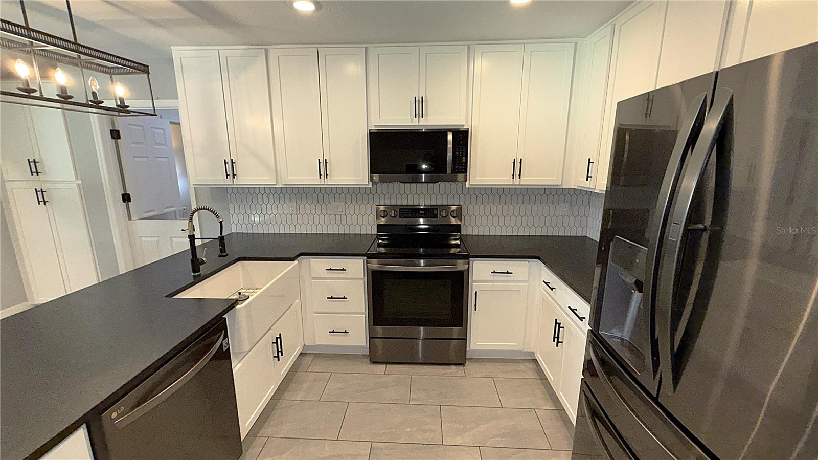 Image 18 of 67 For 432 Wilderness Drive