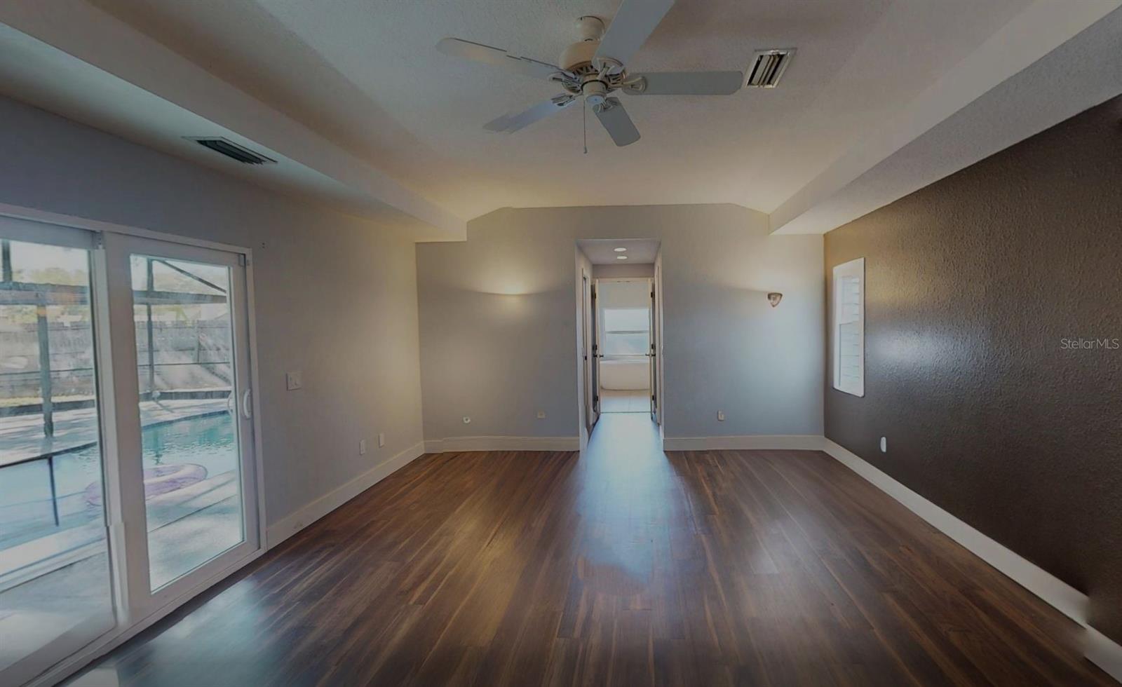 Image 25 of 67 For 432 Wilderness Drive