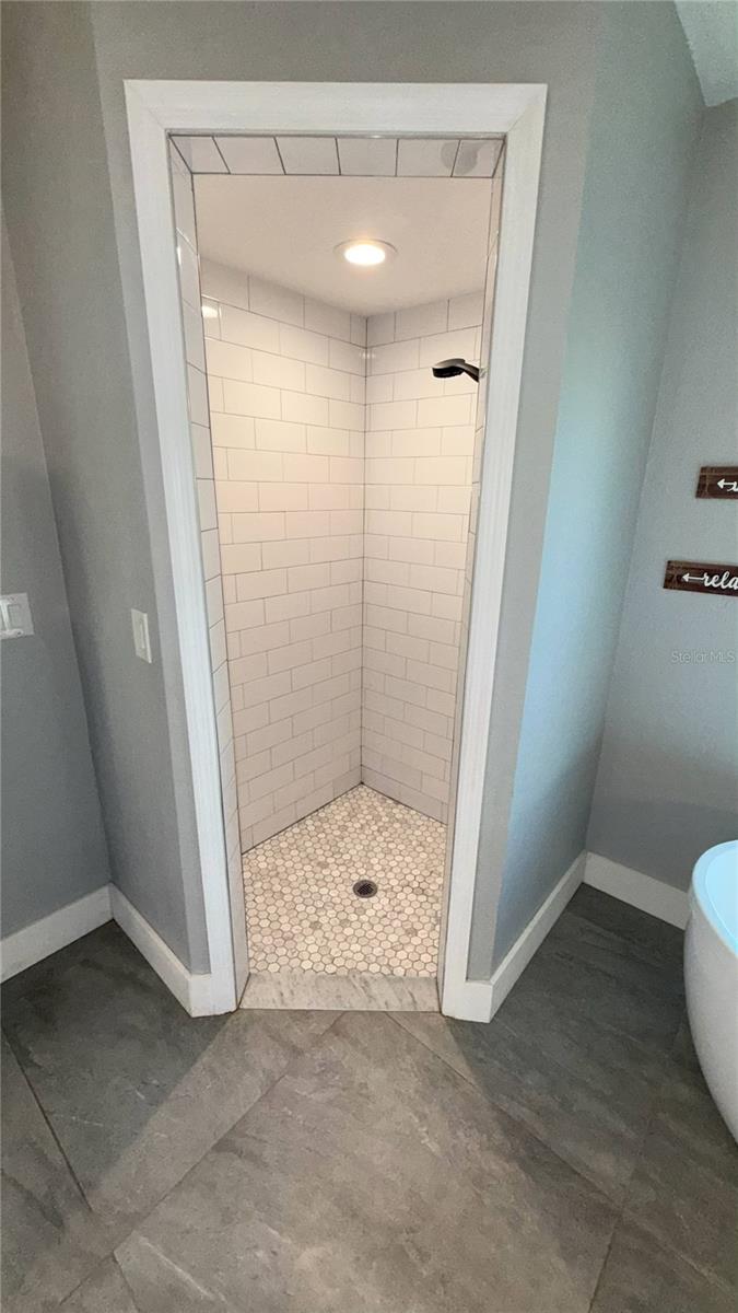 Image 34 of 67 For 432 Wilderness Drive