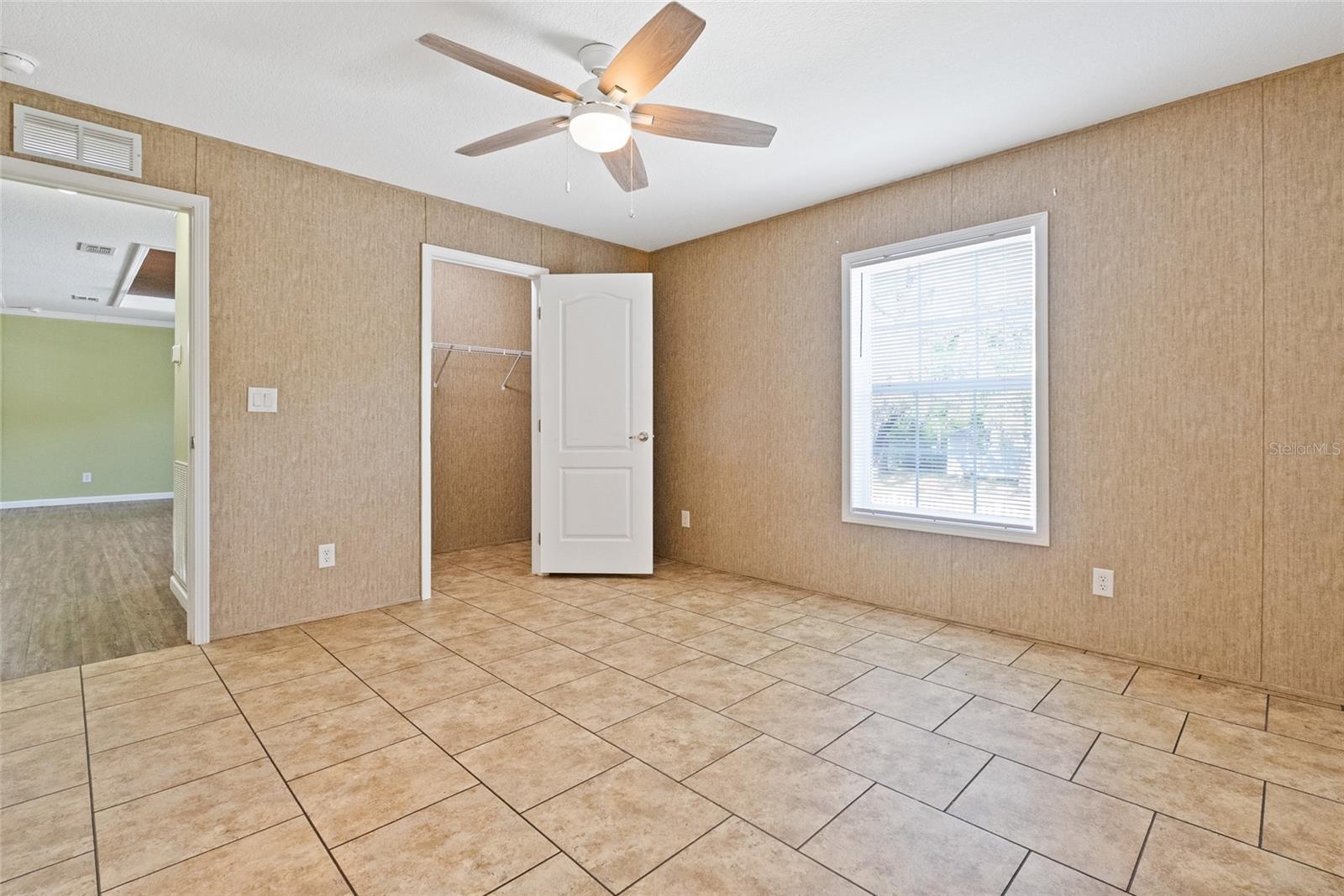 Image 19 of 37 For 1044 Osceola Trail