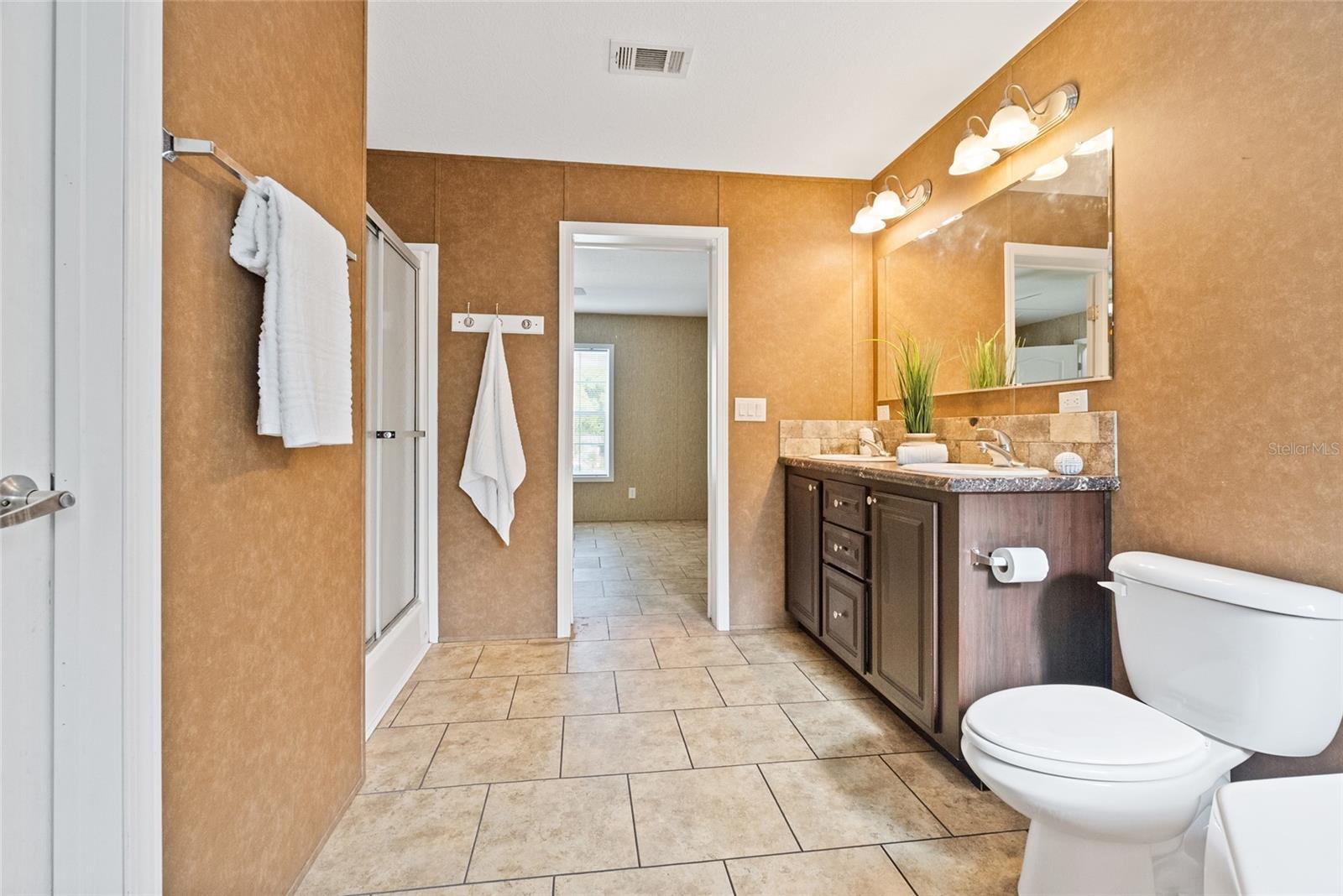 Image 21 of 37 For 1044 Osceola Trail