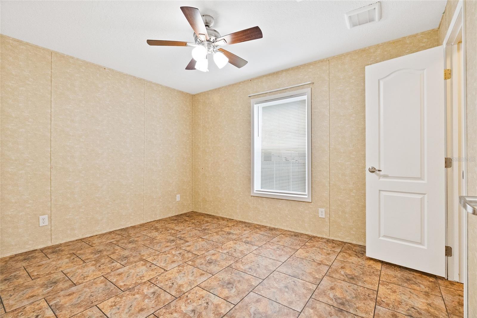 Image 25 of 37 For 1044 Osceola Trail