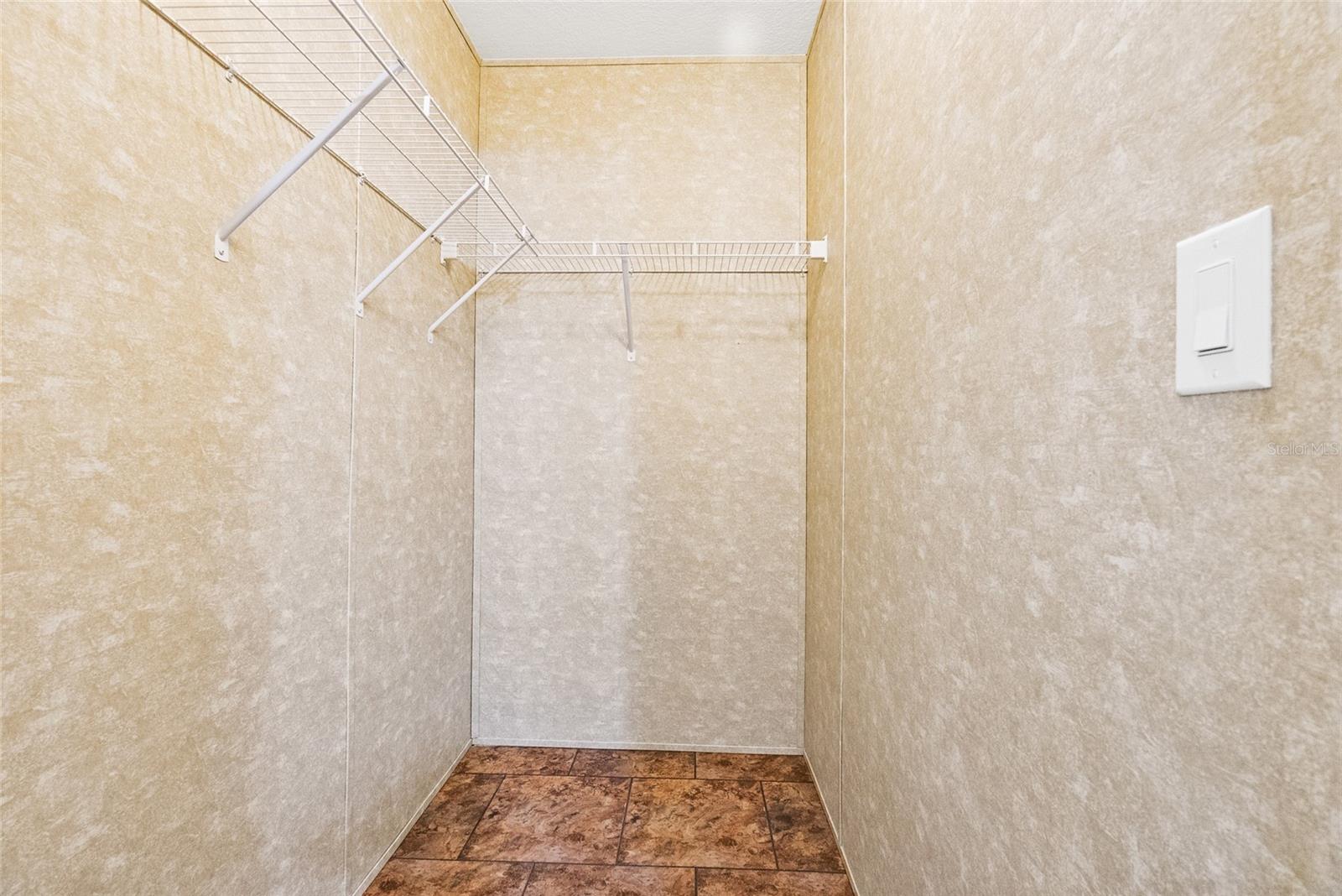 Image 27 of 37 For 1044 Osceola Trail