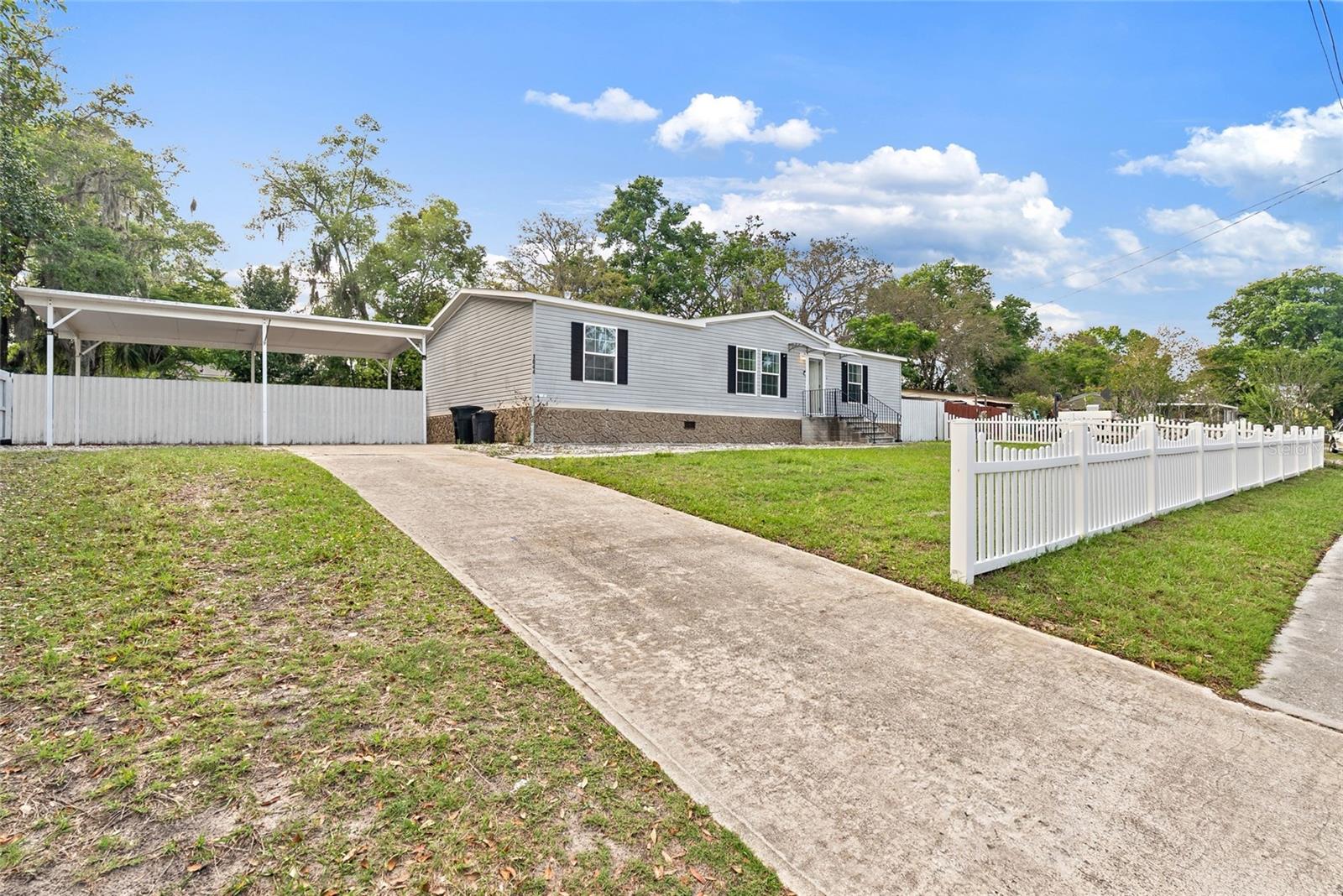 Image 3 of 37 For 1044 Osceola Trail