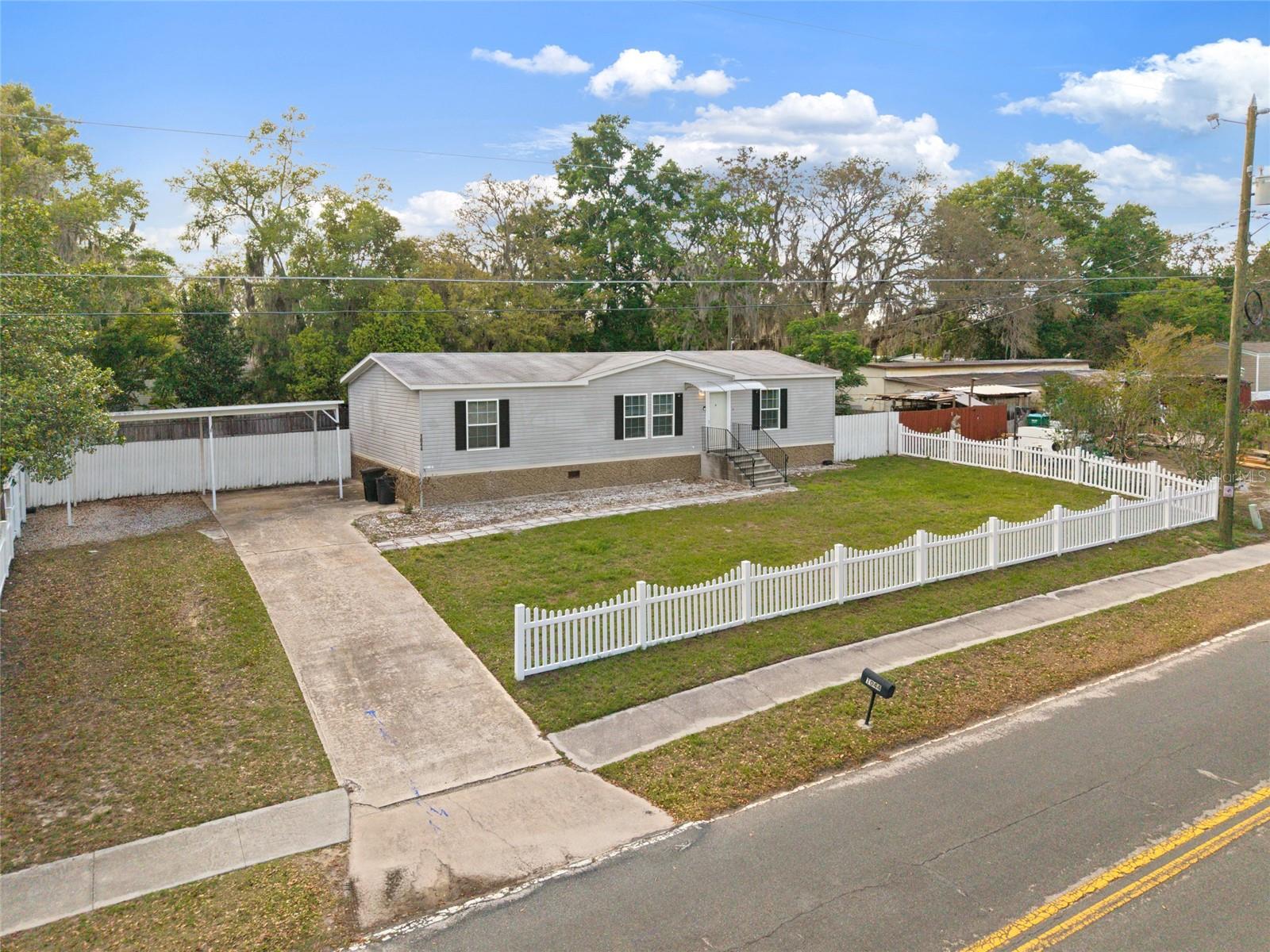 Image 4 of 37 For 1044 Osceola Trail