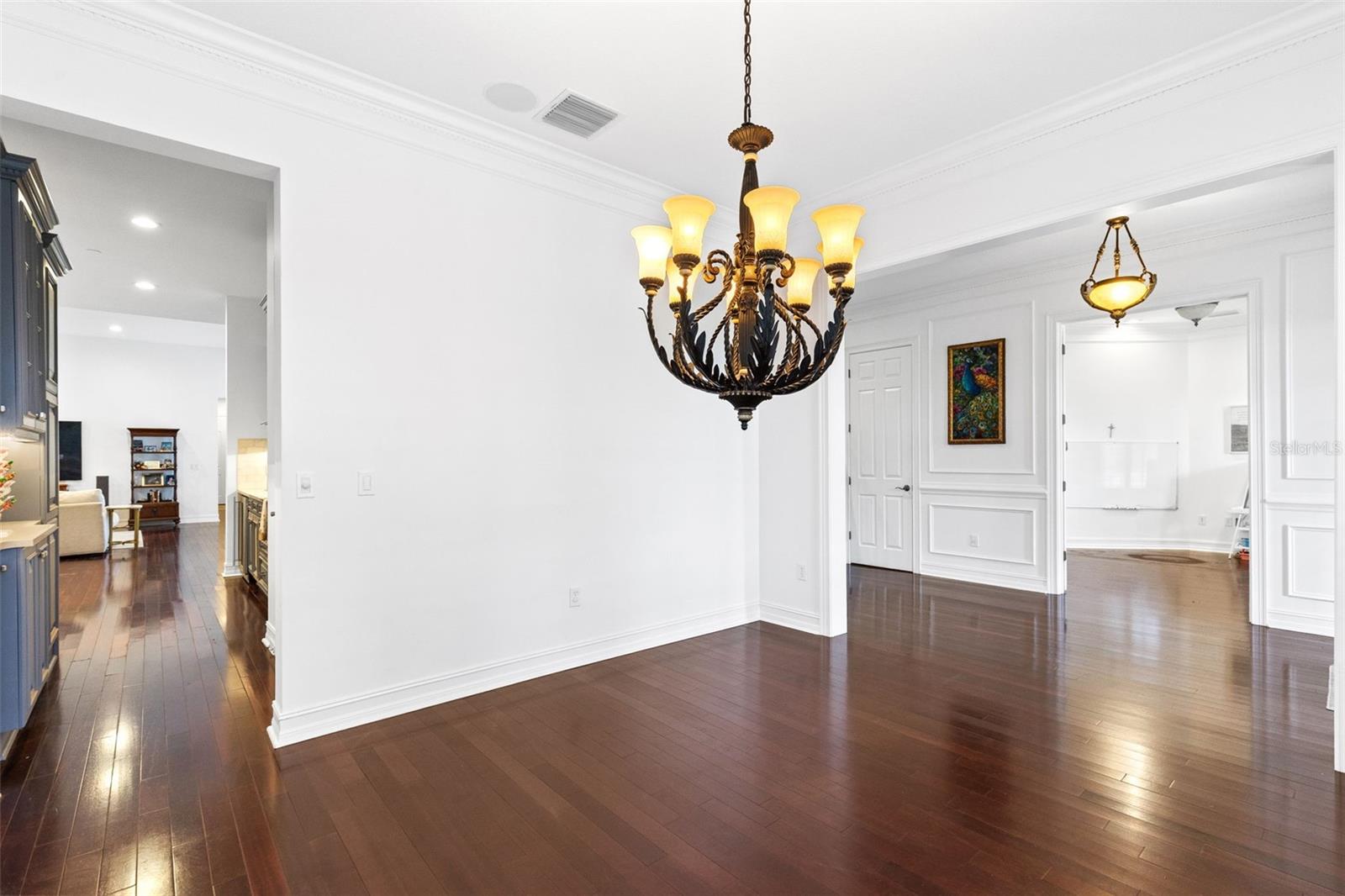 Image 11 of 53 For 3884 Lower Park Road