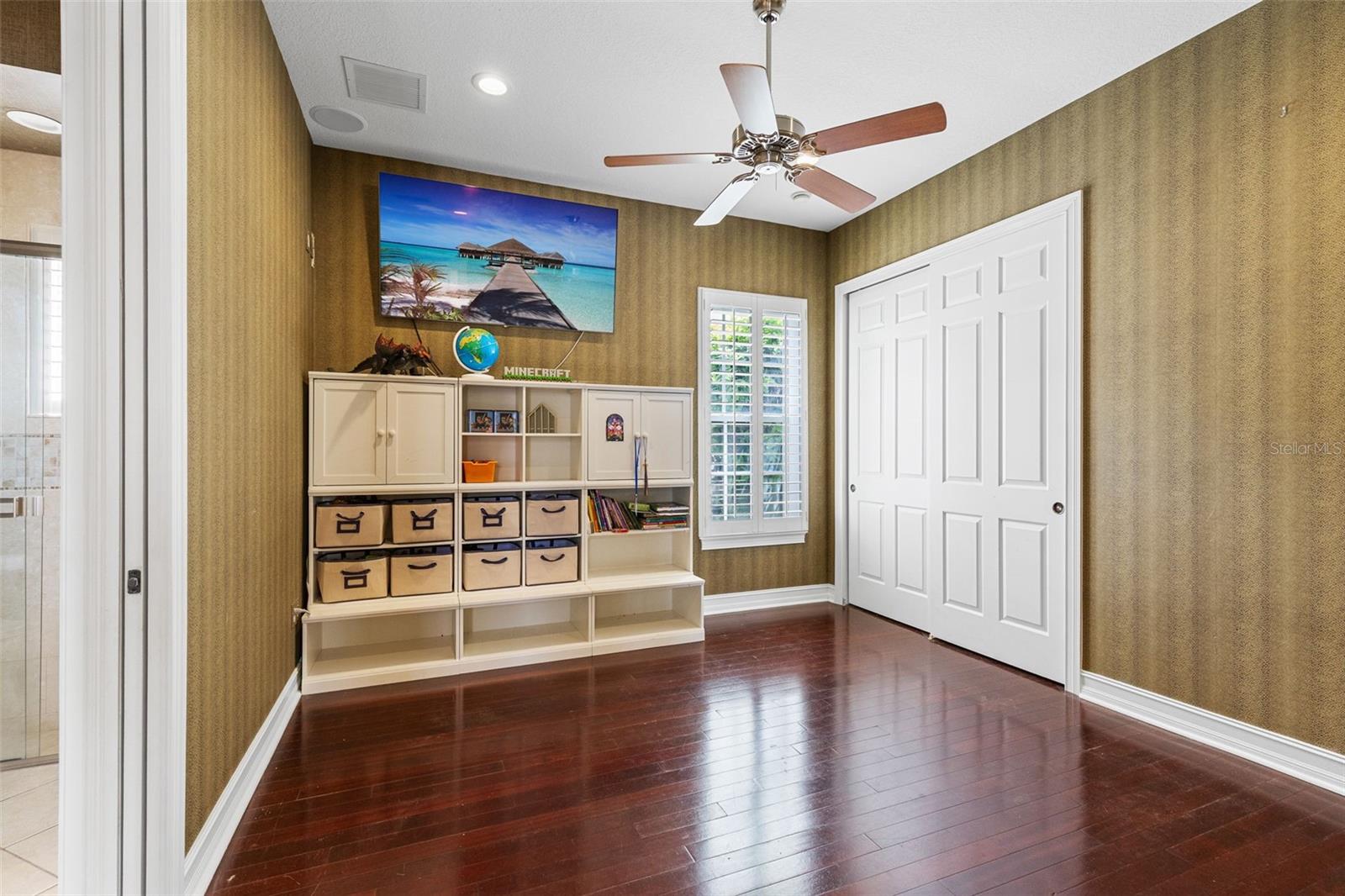 Image 26 of 53 For 3884 Lower Park Road