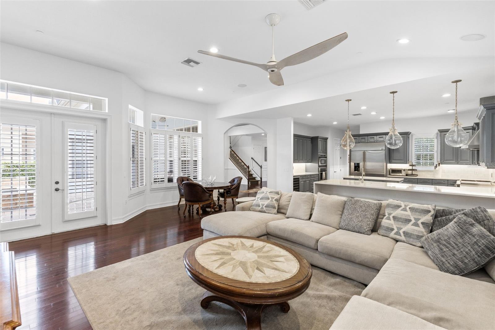 Image 5 of 53 For 3884 Lower Park Road