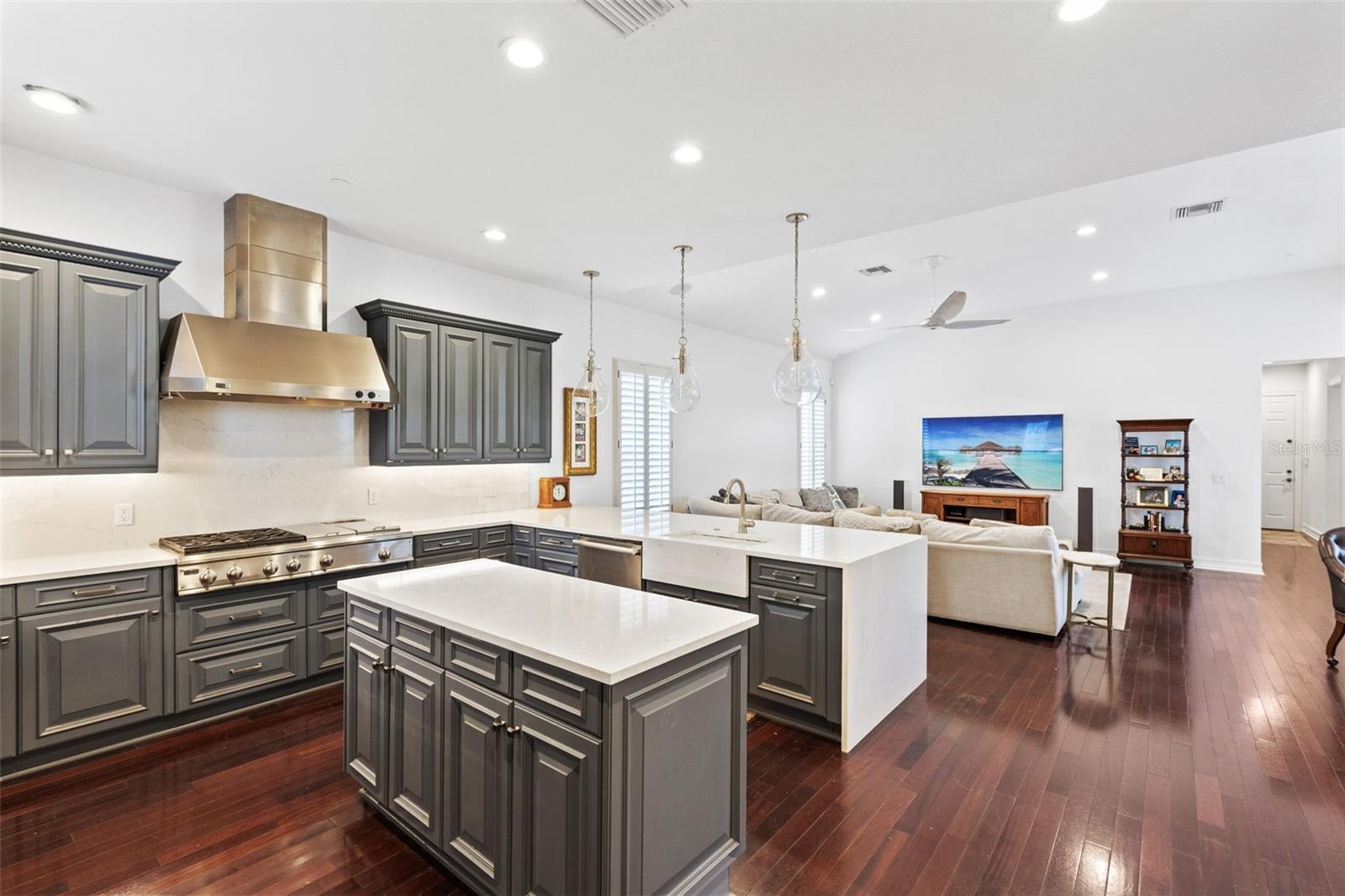 Image 6 of 53 For 3884 Lower Park Road