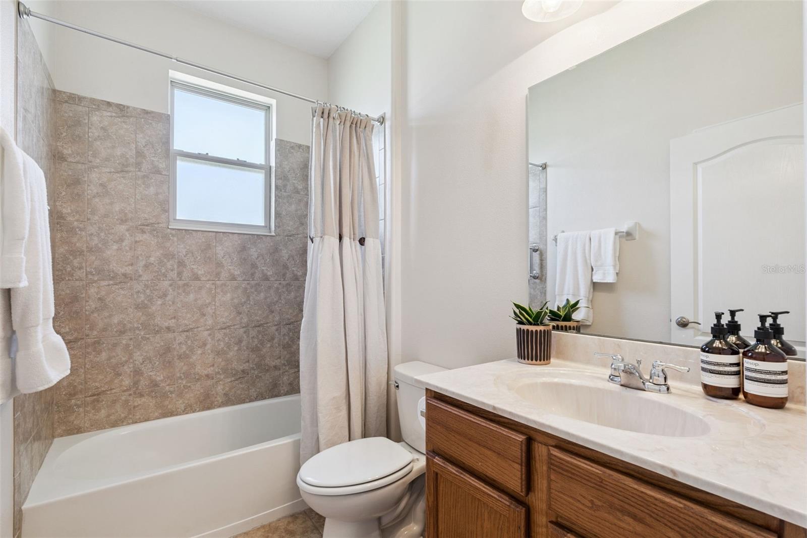 Image 25 of 66 For 26645 Manassas Drive